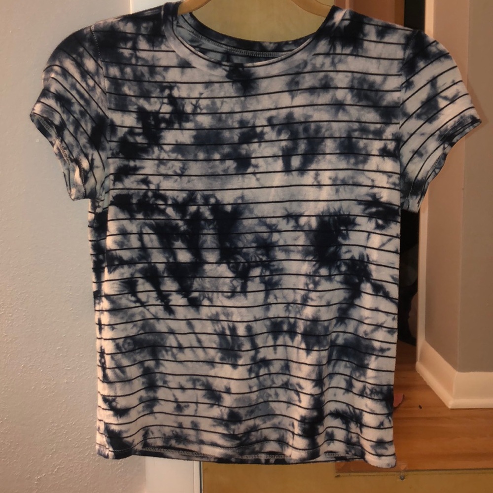 navy blue tie dye shirt (aeo)